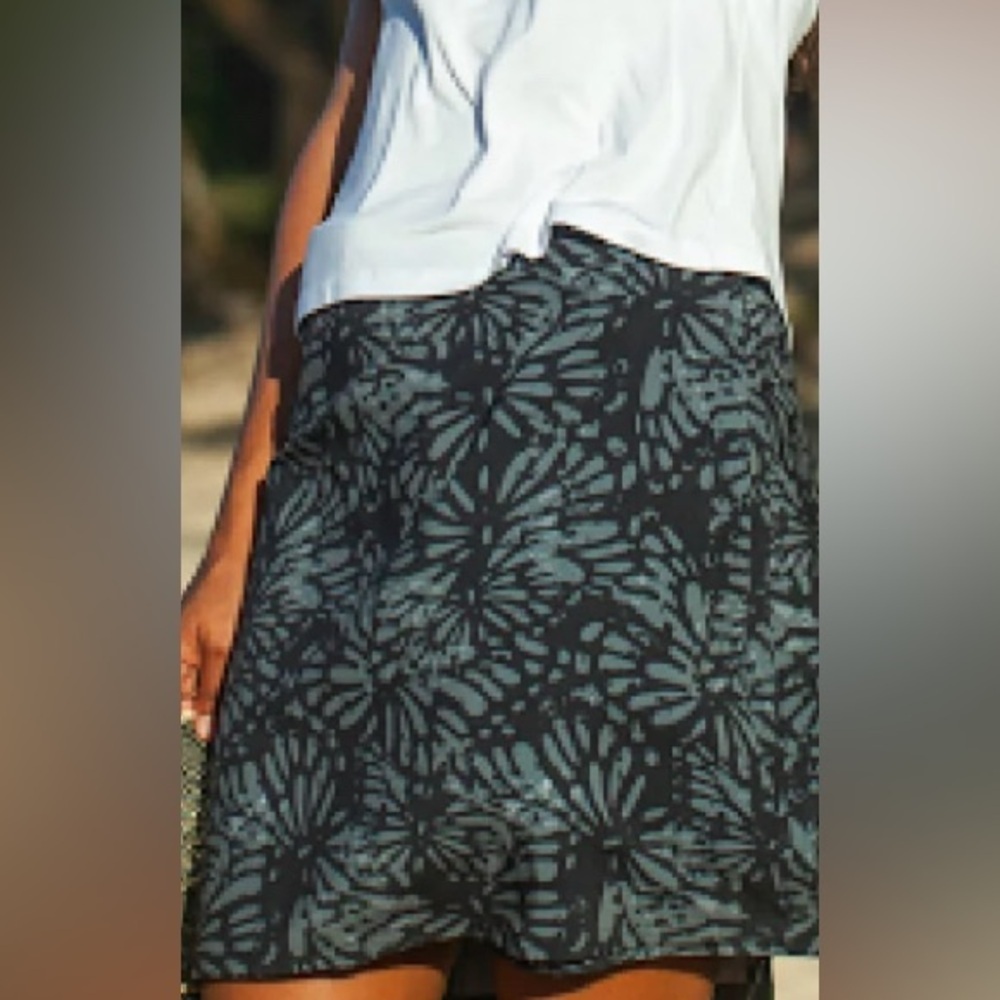 Rip Skirt Hawaii Wrap Around Skirt